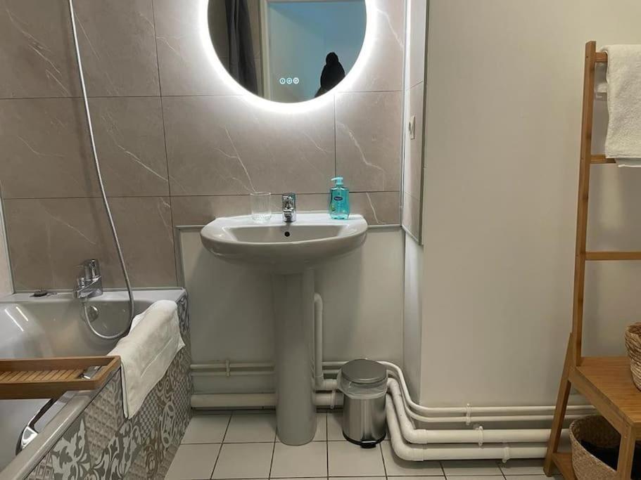Frida 4 Pers Hypercentre + Clim Apartman Épernay Kültér fotó